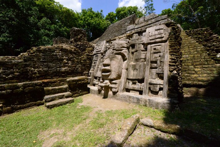 Lamanai Maya Ruinen (Image courtesy of the Belize Tourism Board)