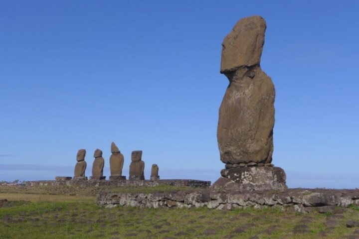 Moai Steinskulpturen auf der Osterinsel