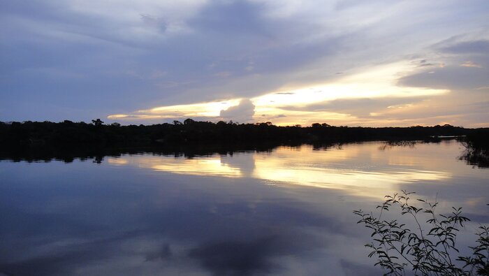 Abendstimmung am Amazonas