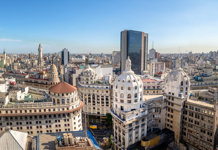 Die Skyline von Buenos Aires bei Tag