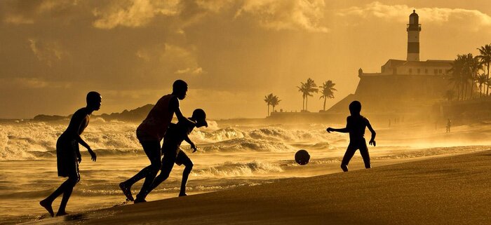 Fußball am Strand