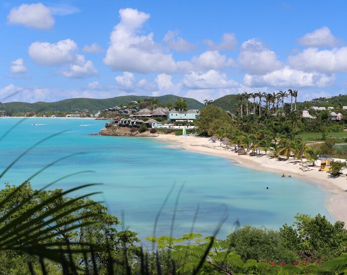 Blick auf Little Ffryes Beach (© Antigua and Barbuda Tourism Authority)