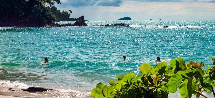 Baden im Manuel Antonio Nationalpark Baden im Manuel Antonio Nationalpark