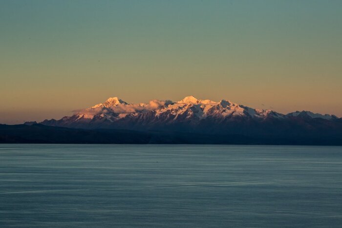 Titicacasee mit Cordillera Real