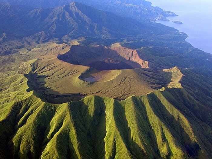 Blick auf den mächtigen Vulkan (St Vincent & The Grenadines Tourist Office)