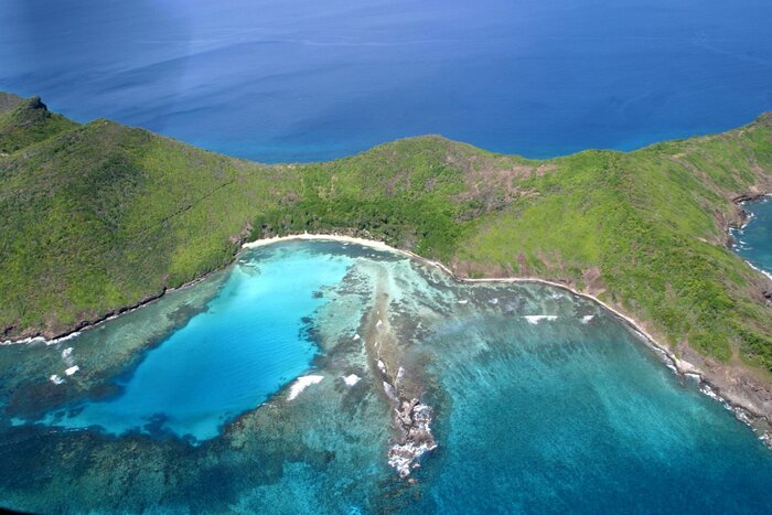 Luftbild von der Trauminsel (St Vincent & The Grenadines Tourist Office)