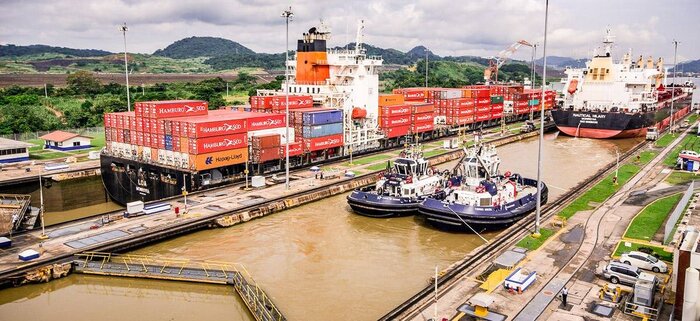 Miraflores-Schleuse im Panamakanal